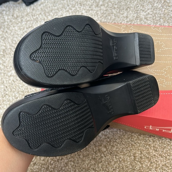 Dansko stained glass shoes - Picture 4 of 4